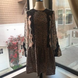 BCBG MaxAzria Long Sleeve Floral Shift Dress
